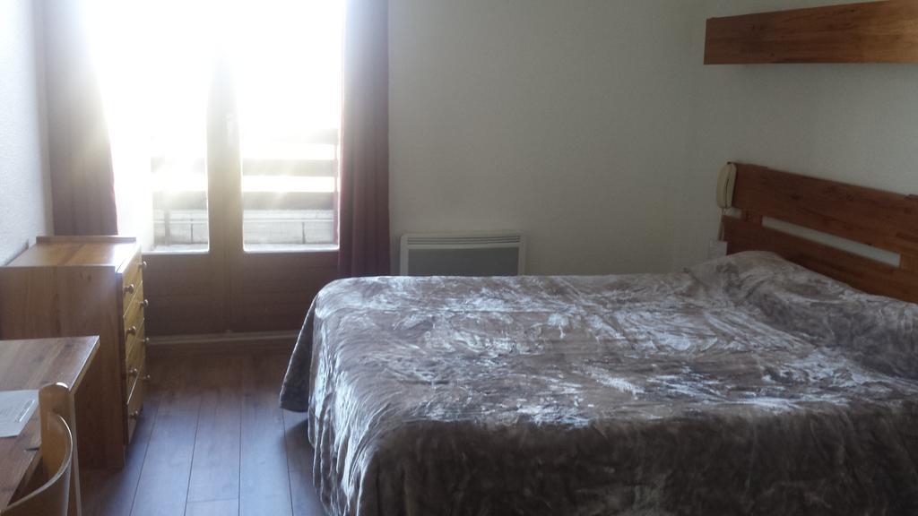 Hôtel Yaka Les Angles  Quarto foto