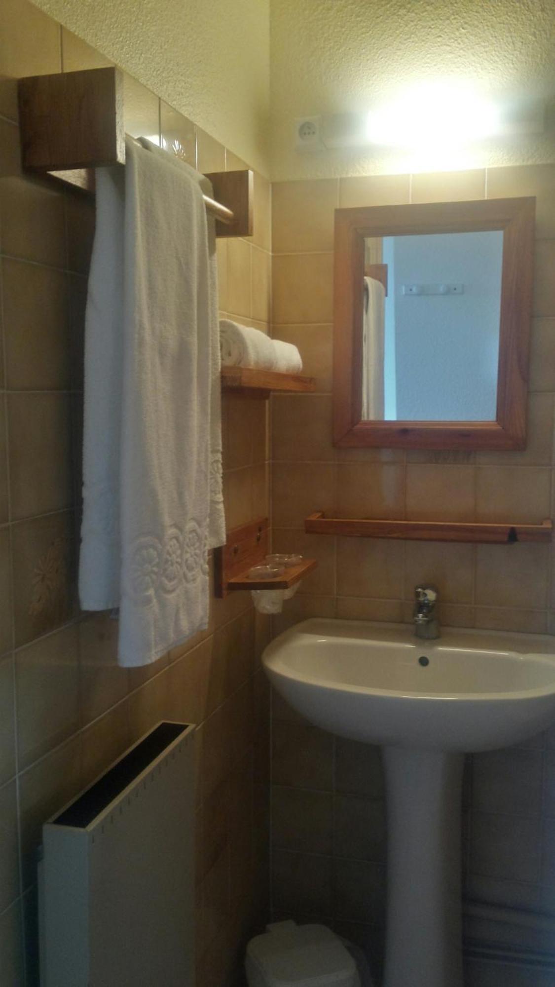 Hôtel Yaka Les Angles  Quarto foto